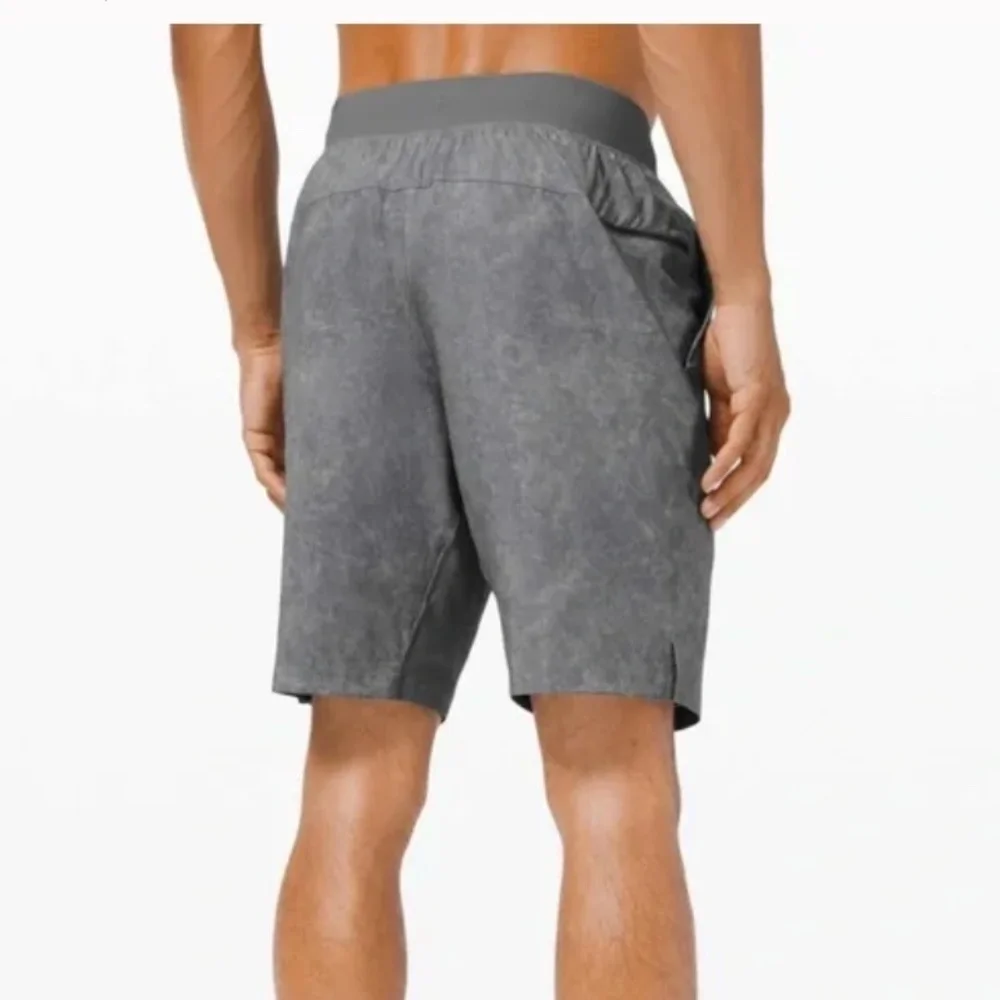 Lululemon T.H.E. Short 9